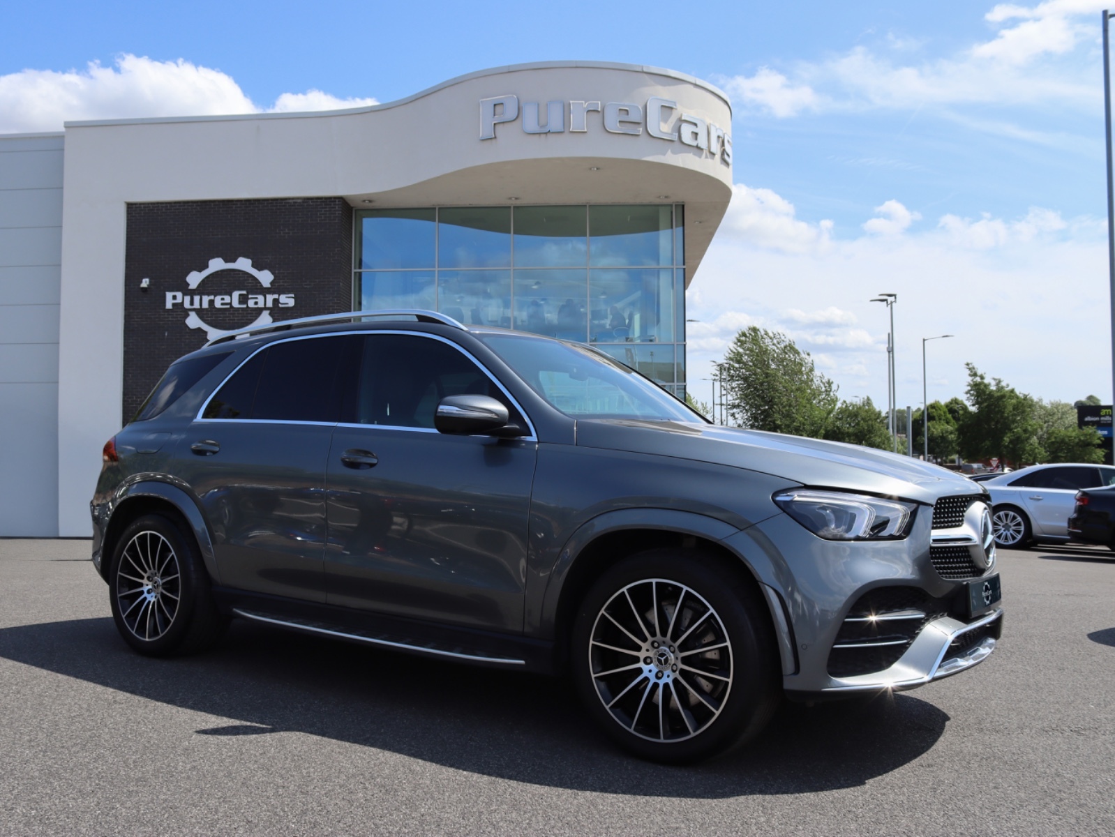 Main listing image - Mercedes-Benz GLE