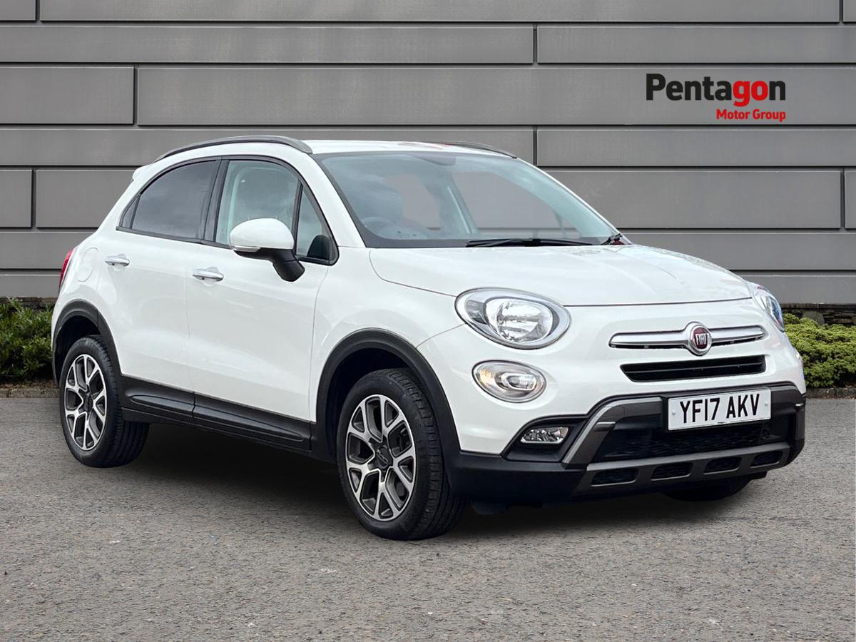 Main listing image - Fiat 500X