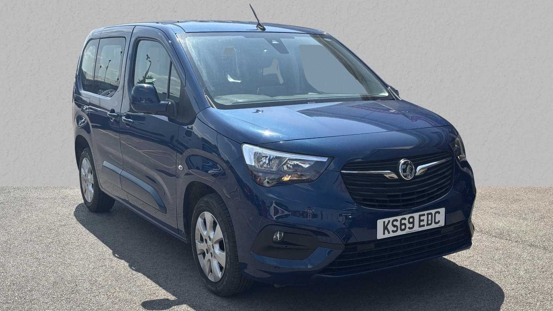 Main listing image - Vauxhall Combo Life
