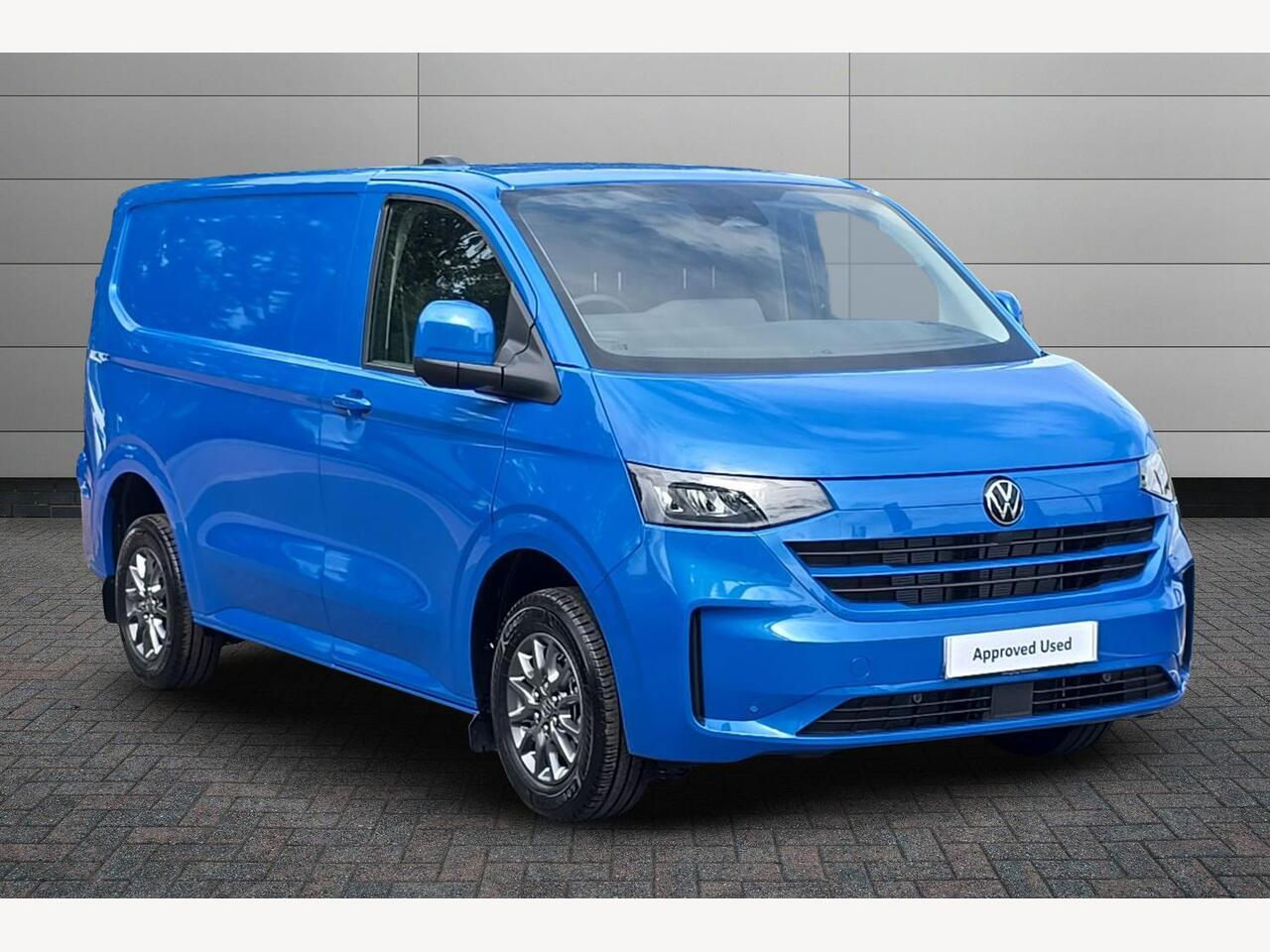 Main listing image - Volkswagen Transporter