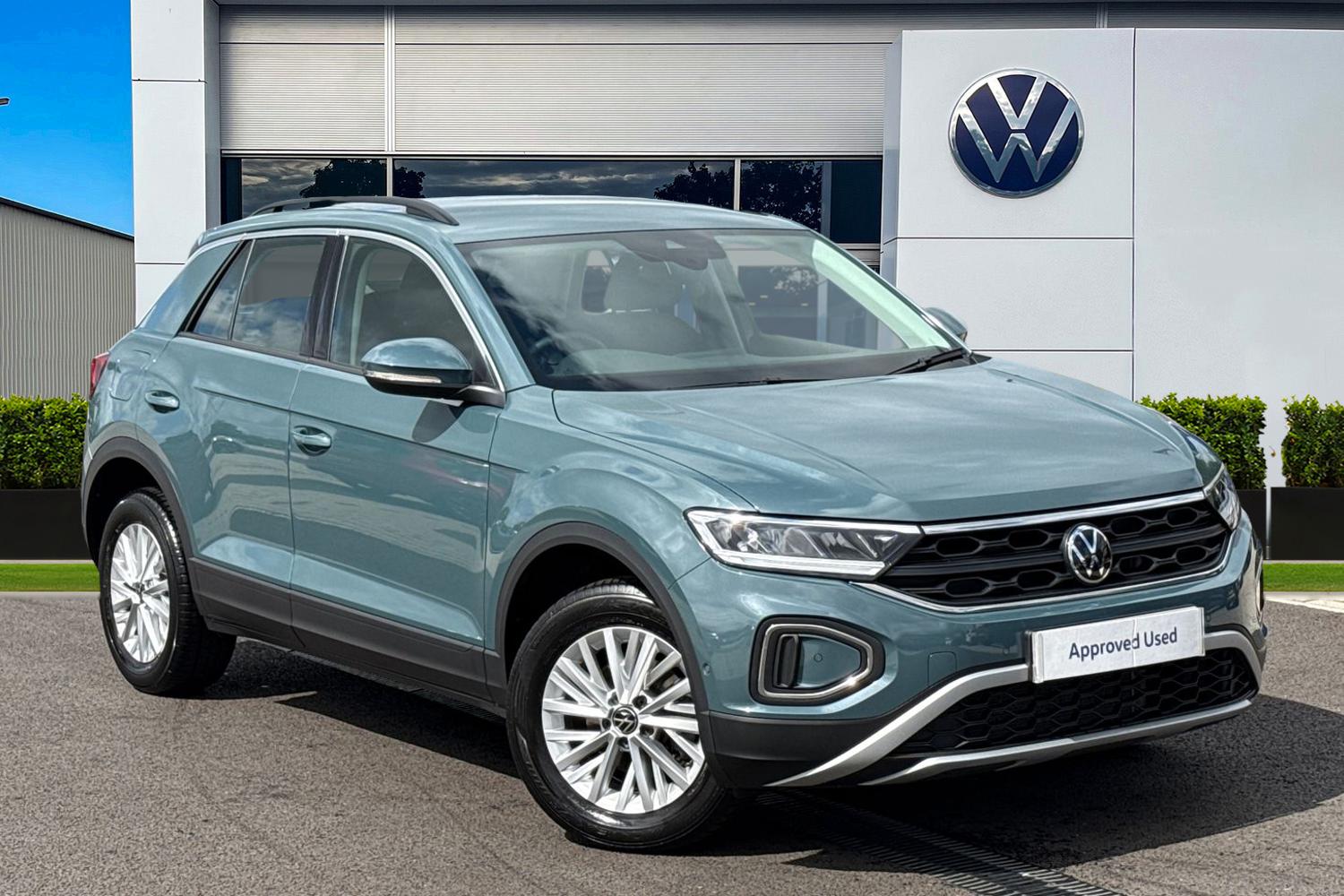 Main listing image - Volkswagen T-Roc