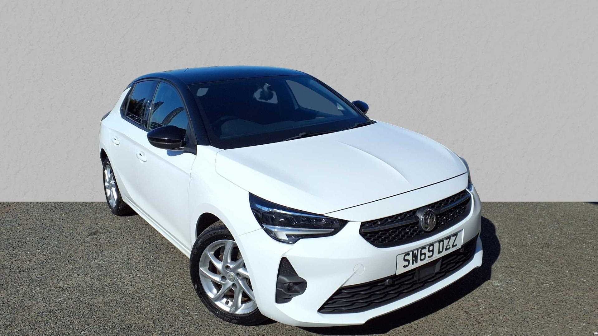 Main listing image - Vauxhall Corsa