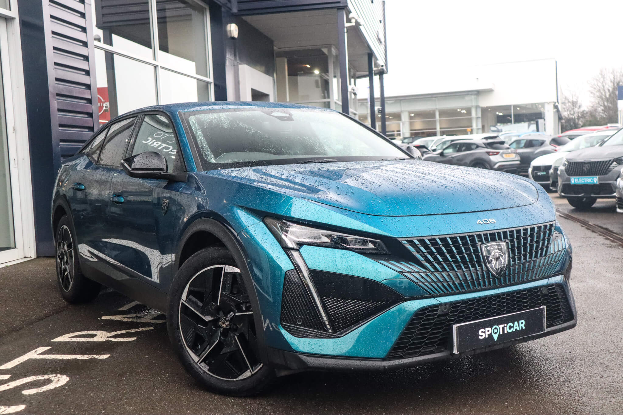 Main listing image - Peugeot 408