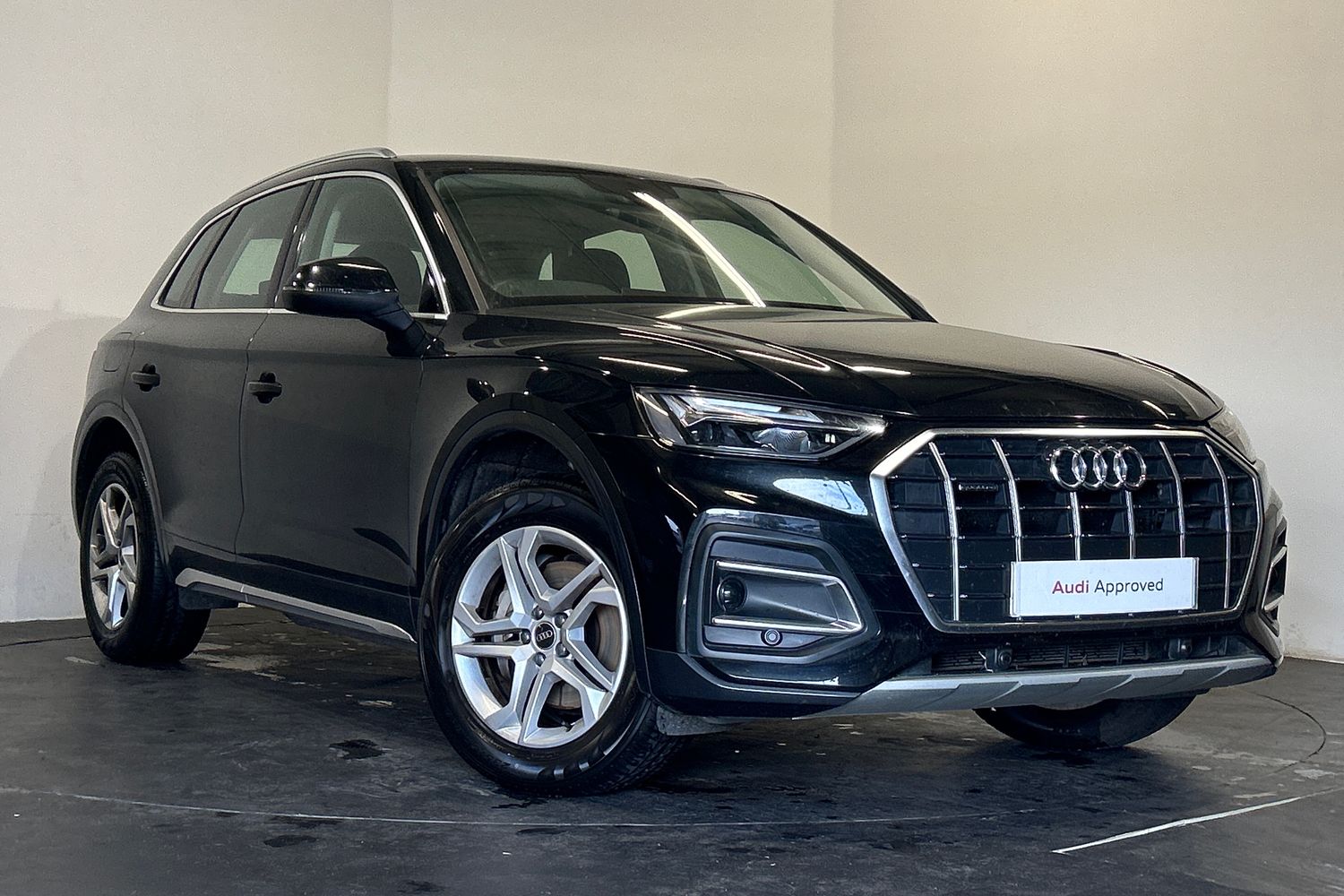 Main listing image - Audi Q5