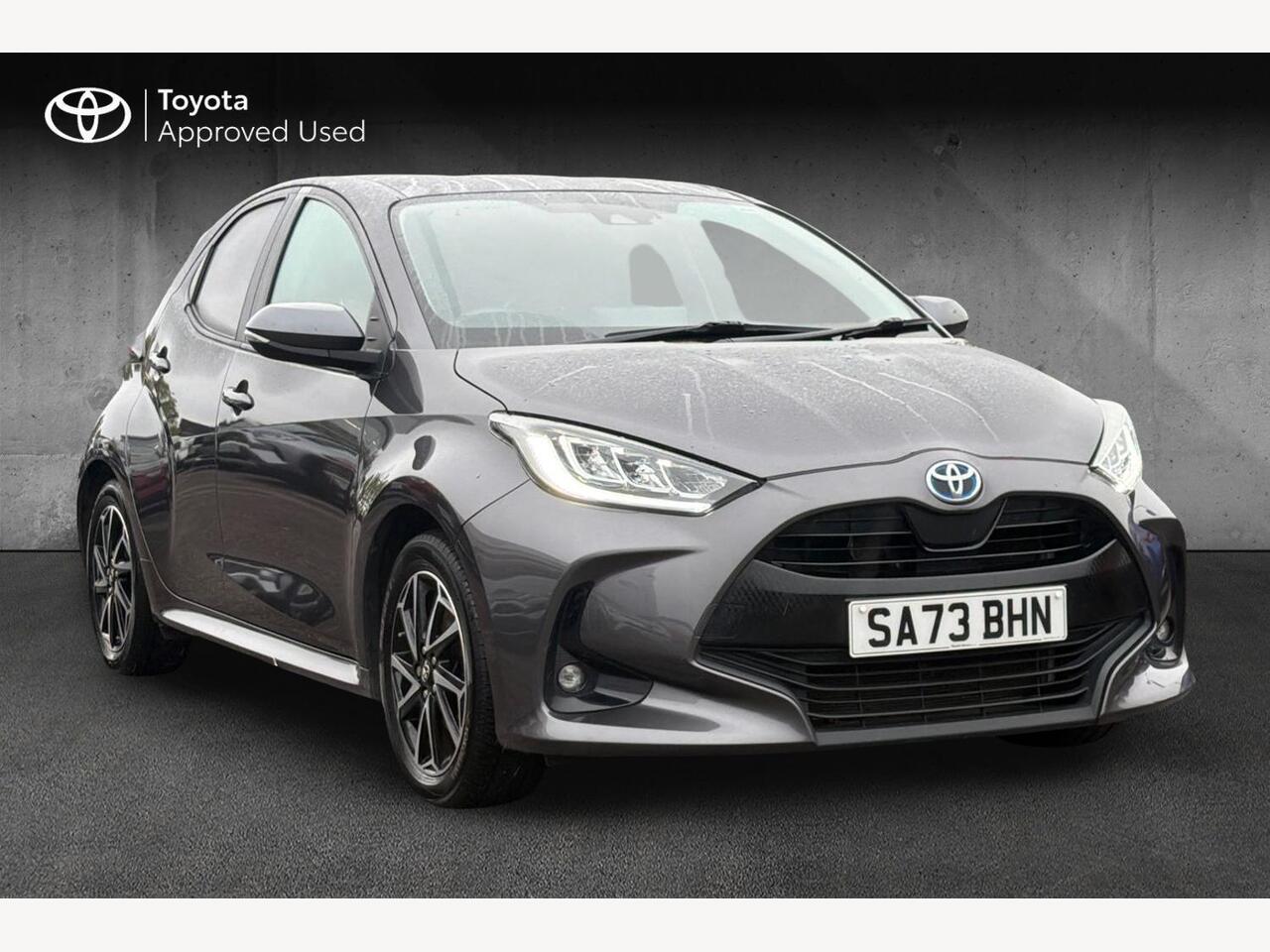Main listing image - Toyota Yaris