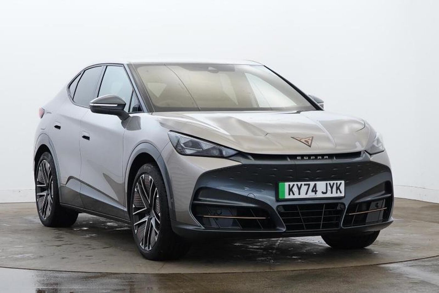 Main listing image - Cupra Tavascan