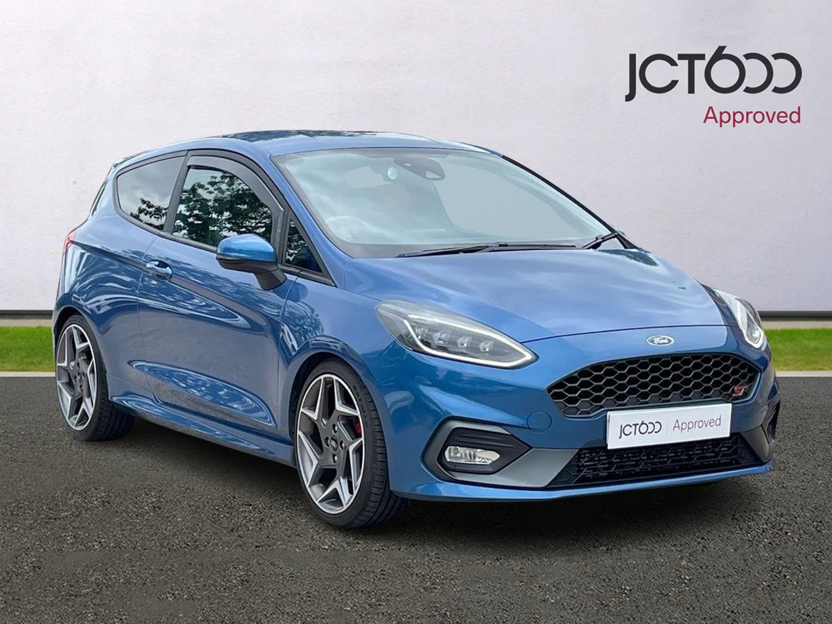 Main listing image - Ford Fiesta ST