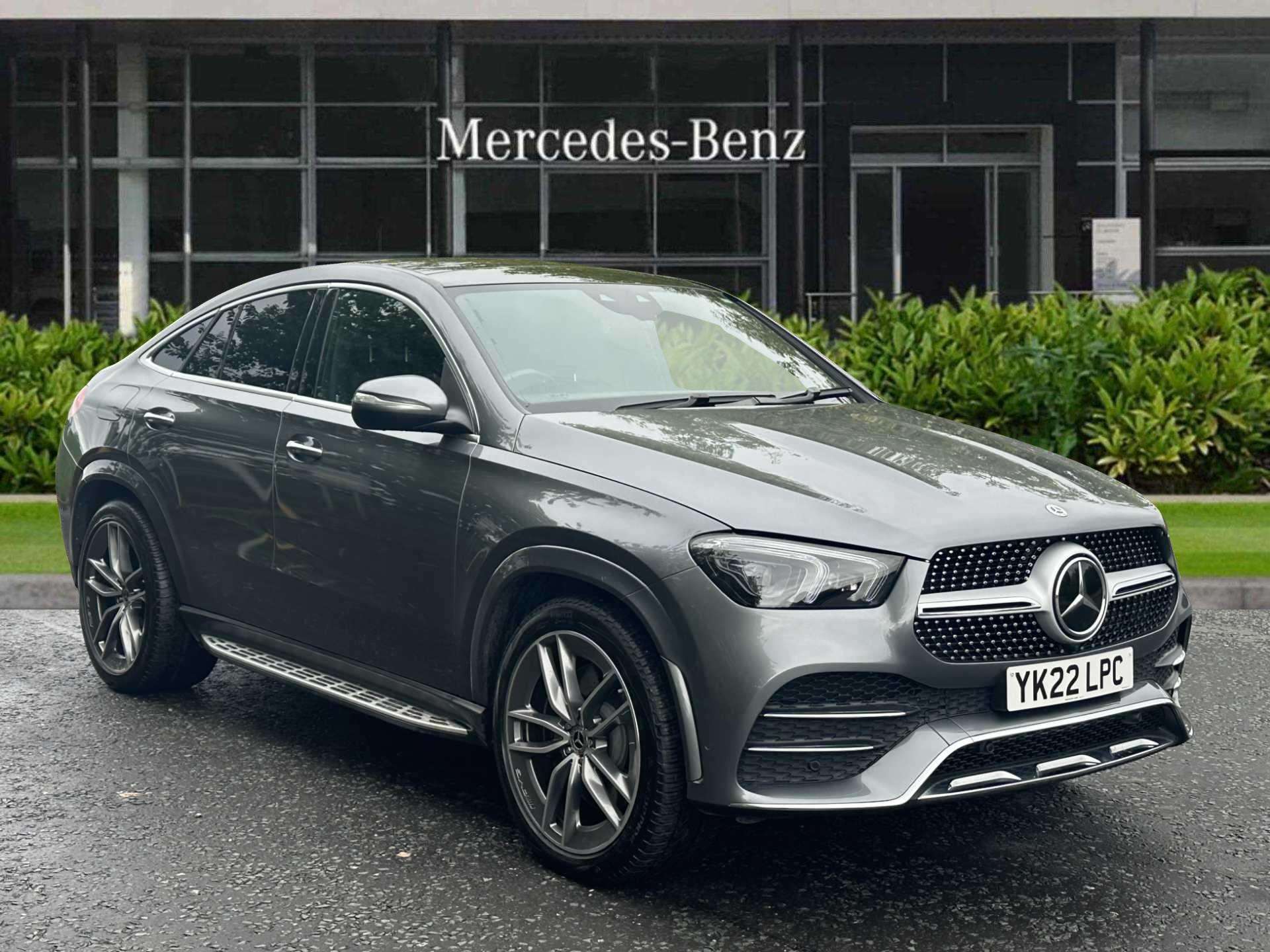 Main listing image - Mercedes-Benz GLE