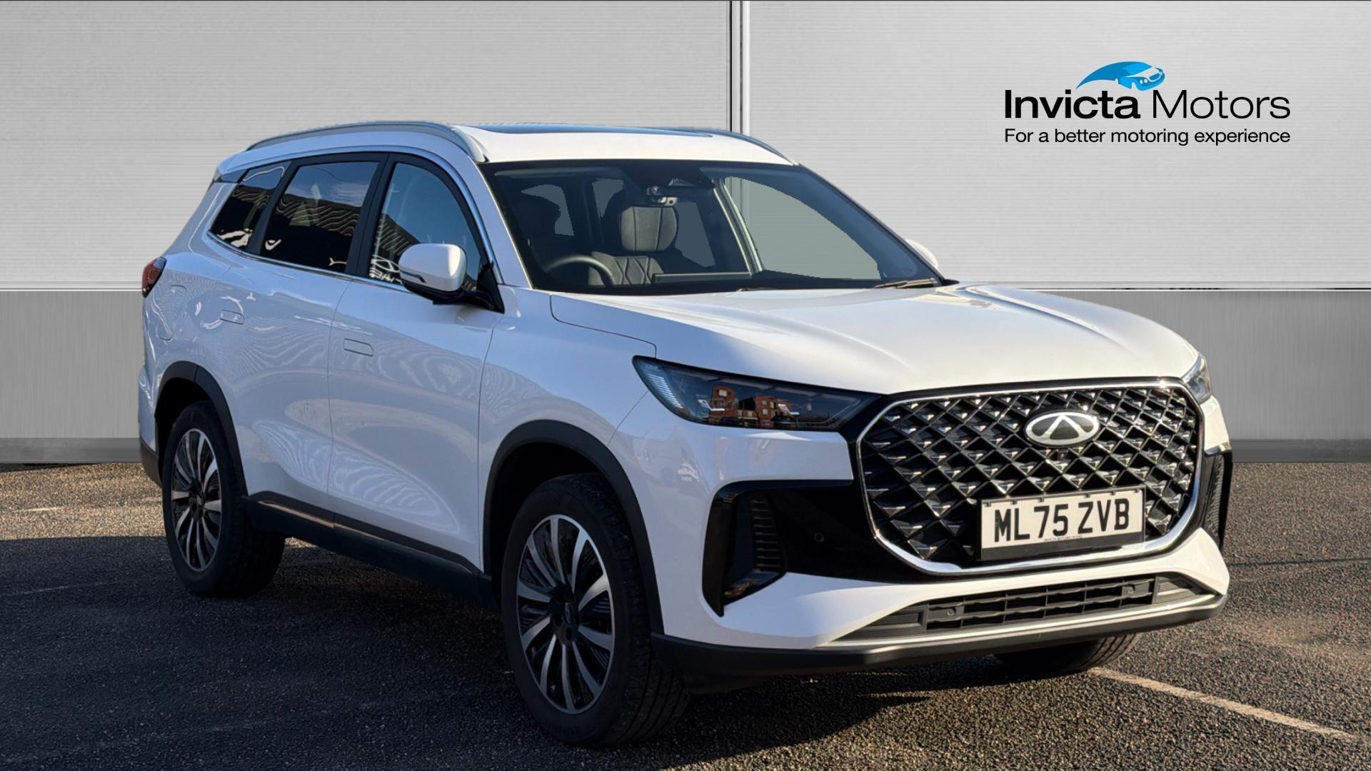 Main listing image - Chery Tiggo 8