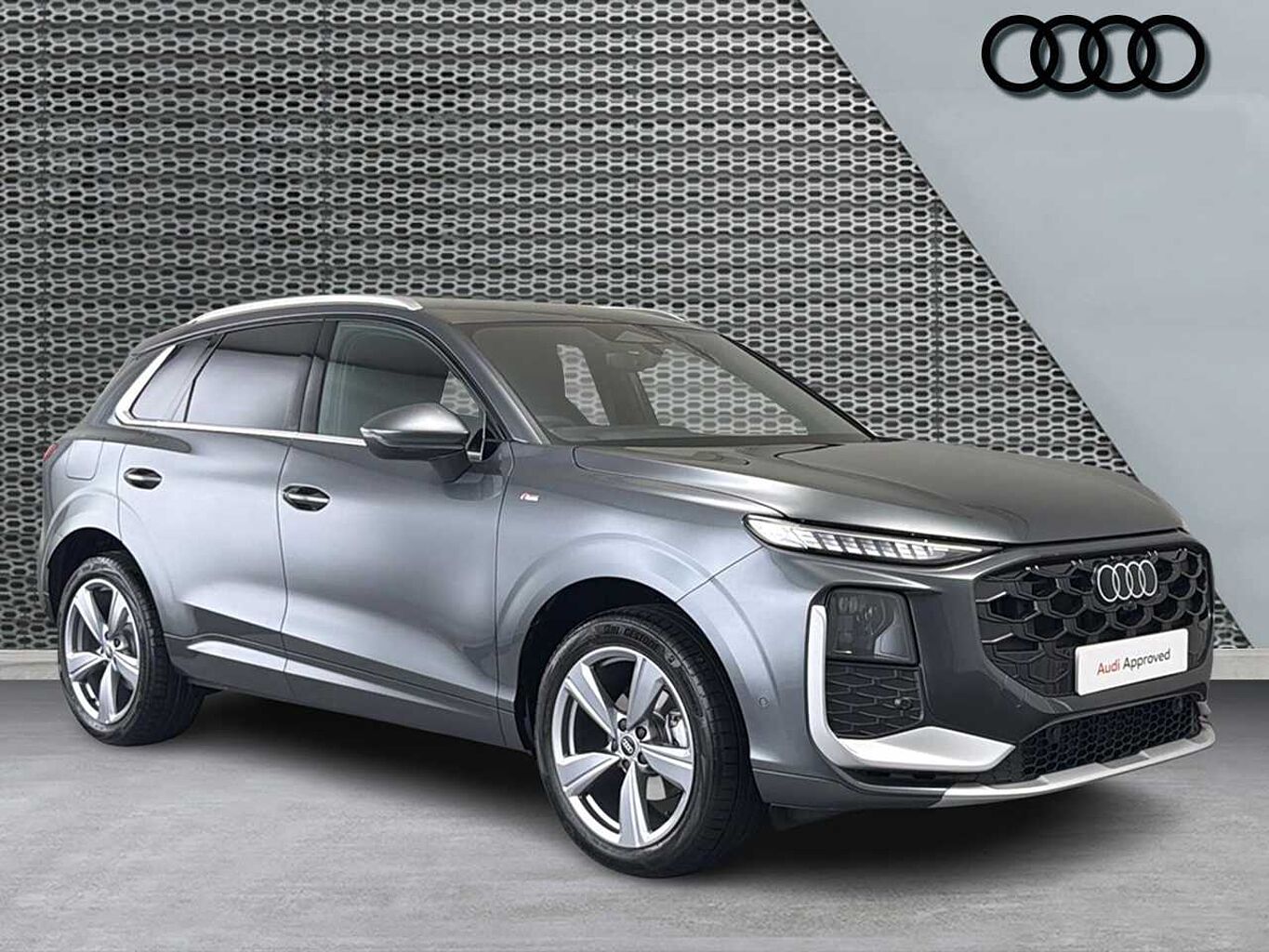 Main listing image - Audi Q3