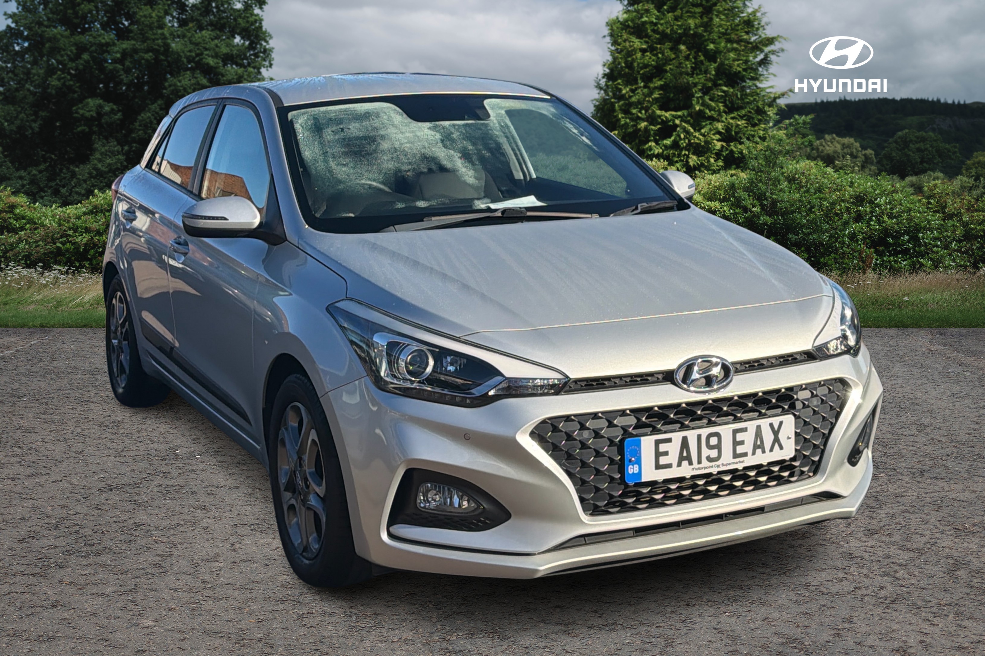 Main listing image - Hyundai i20