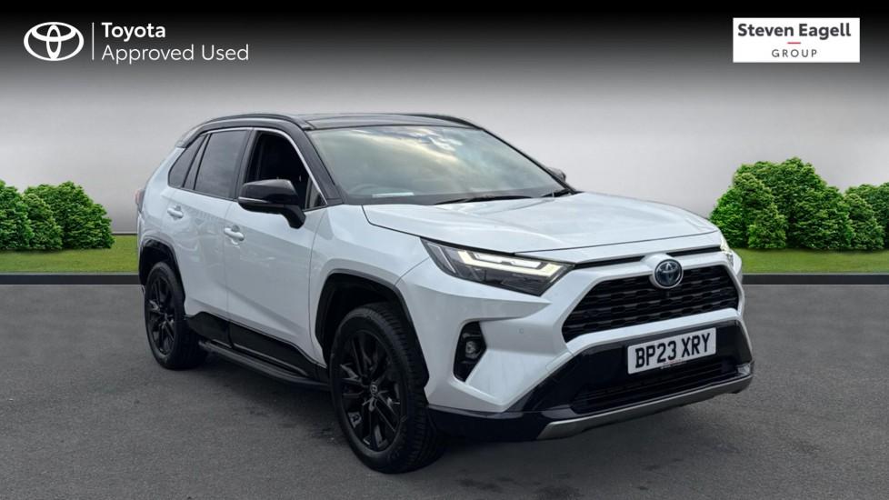 Main listing image - Toyota RAV4