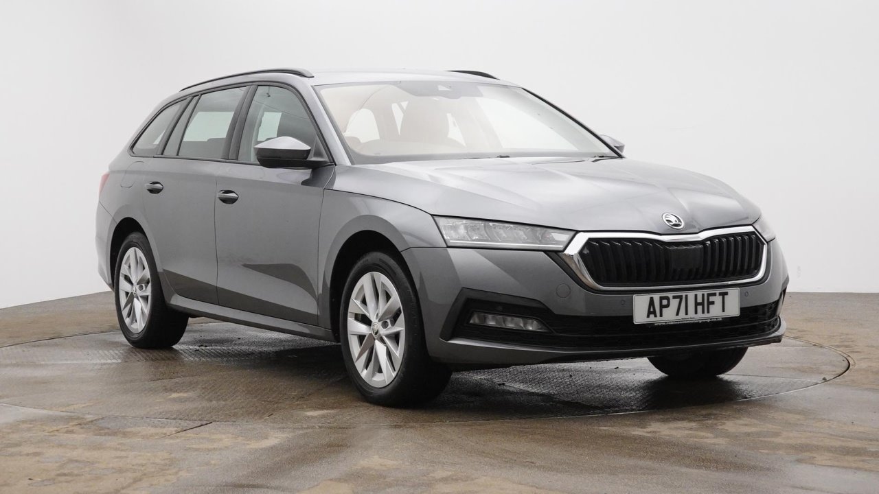 Main listing image - Skoda Octavia Estate