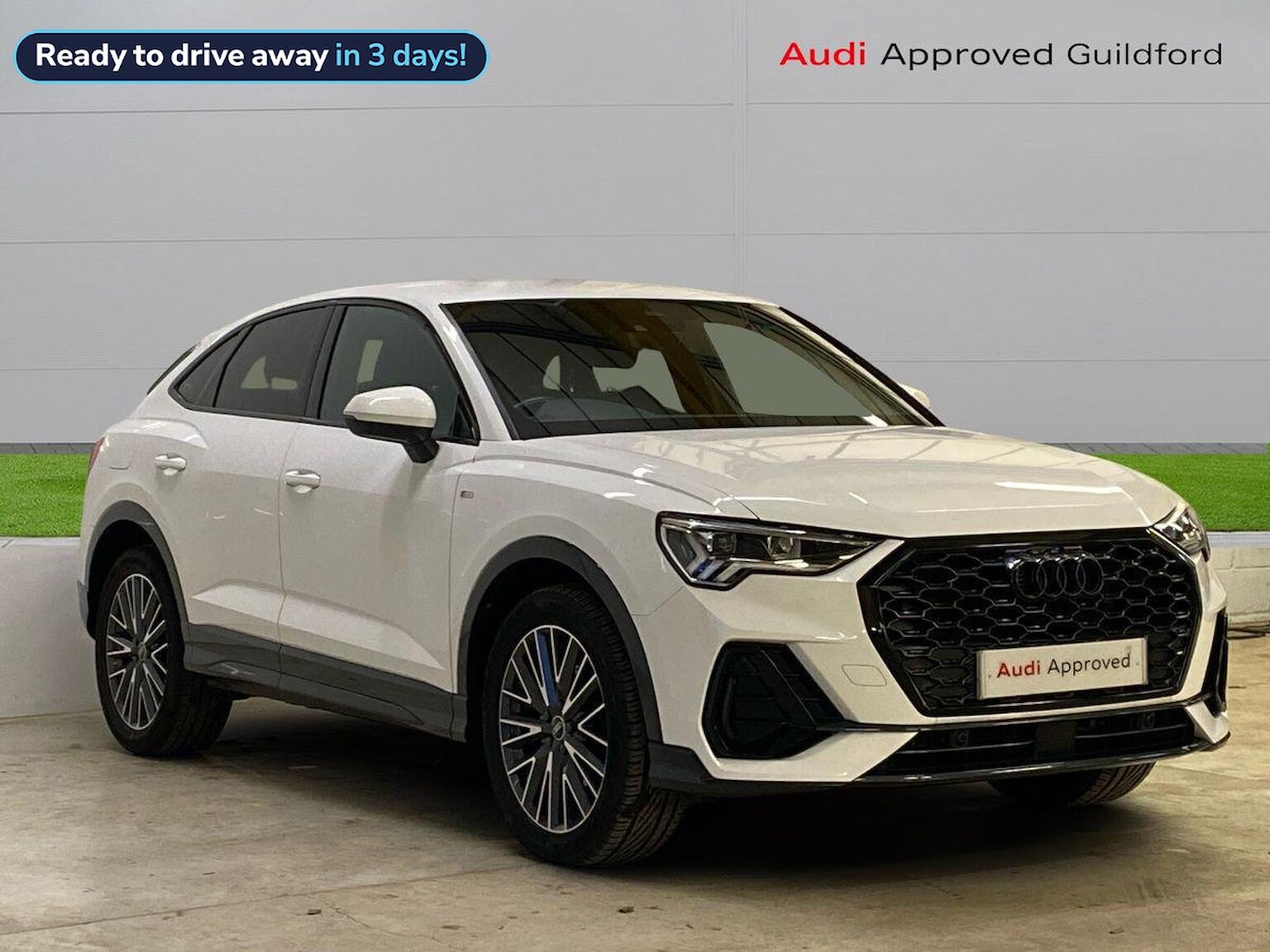 Main listing image - Audi Q3