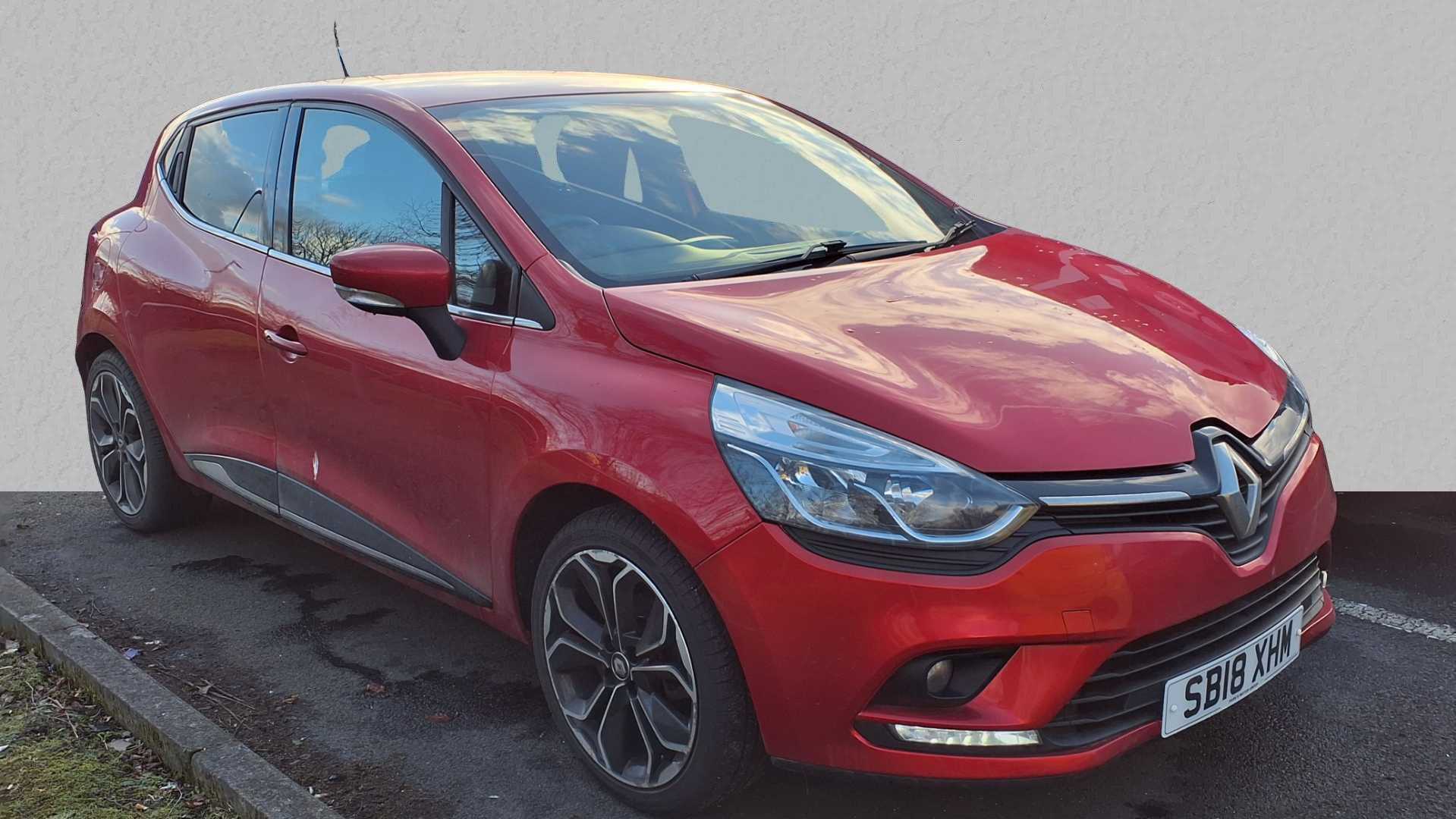 Main listing image - Renault Clio