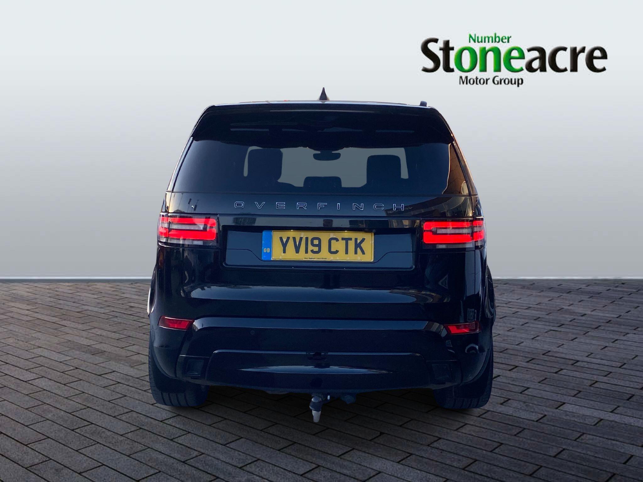 Main listing image - Land Rover Discovery