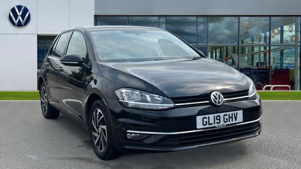 Main listing image - Volkswagen Golf