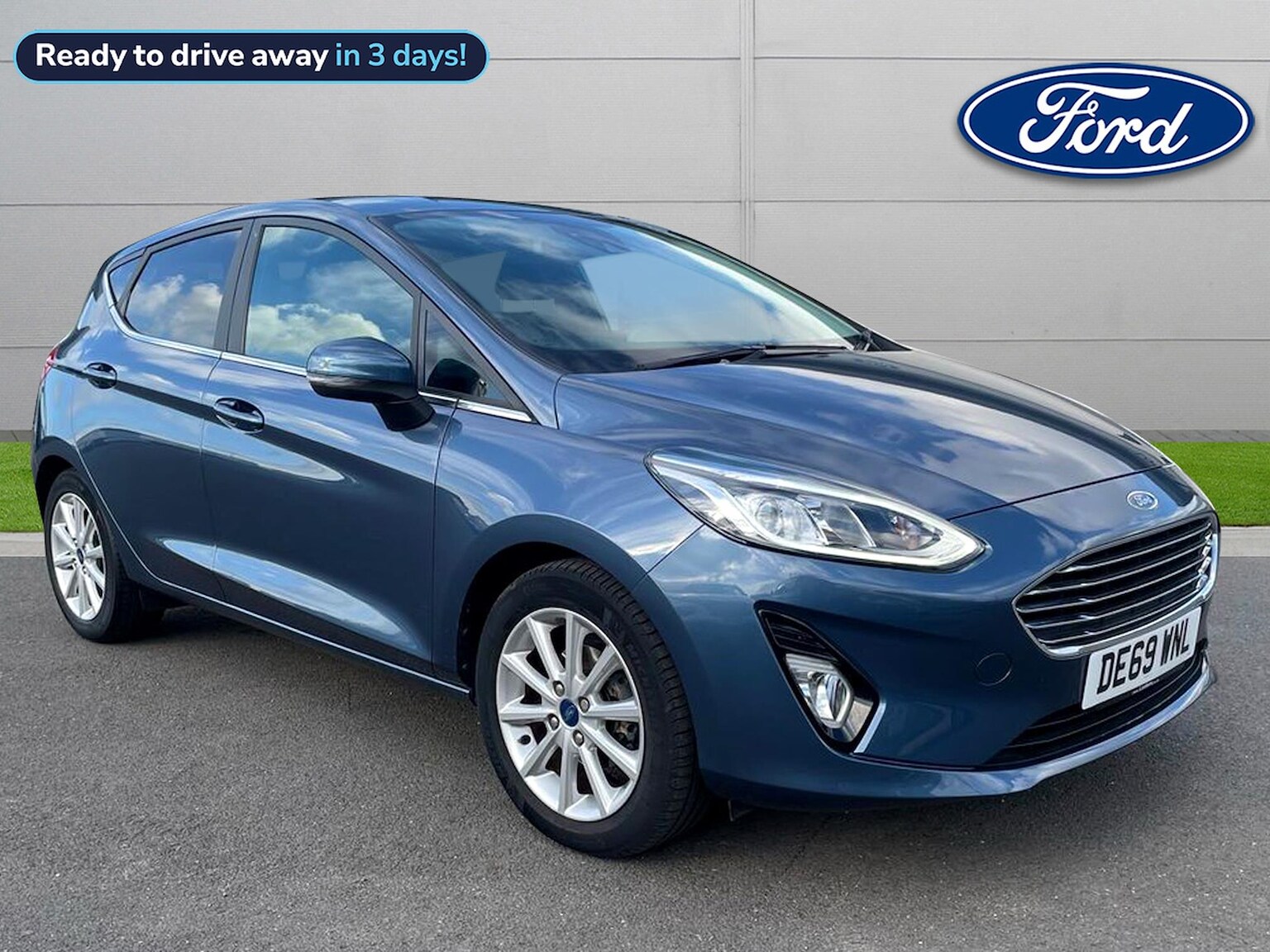 Main listing image - Ford Fiesta