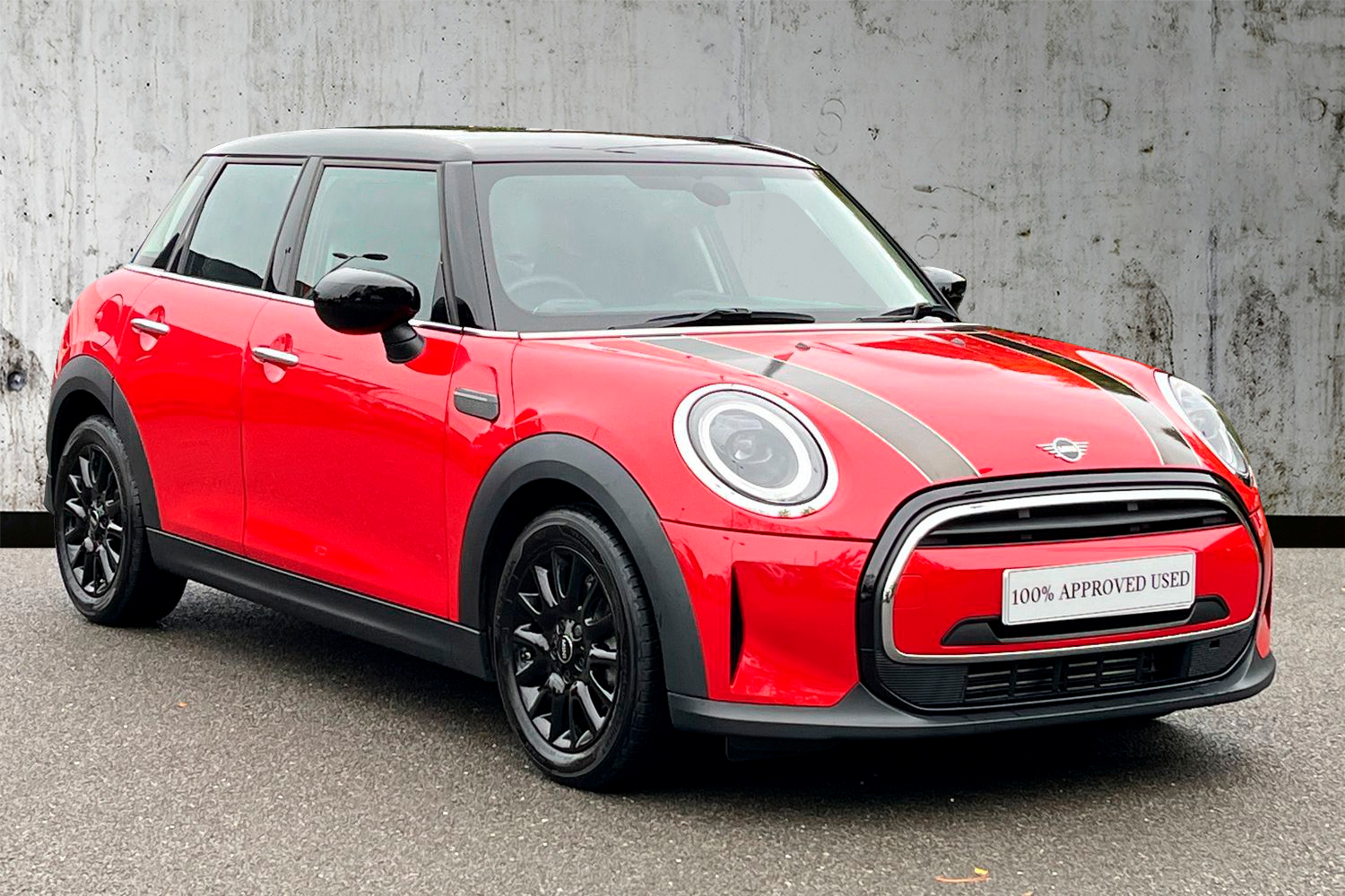 Main listing image - MINI Hatchback 5dr