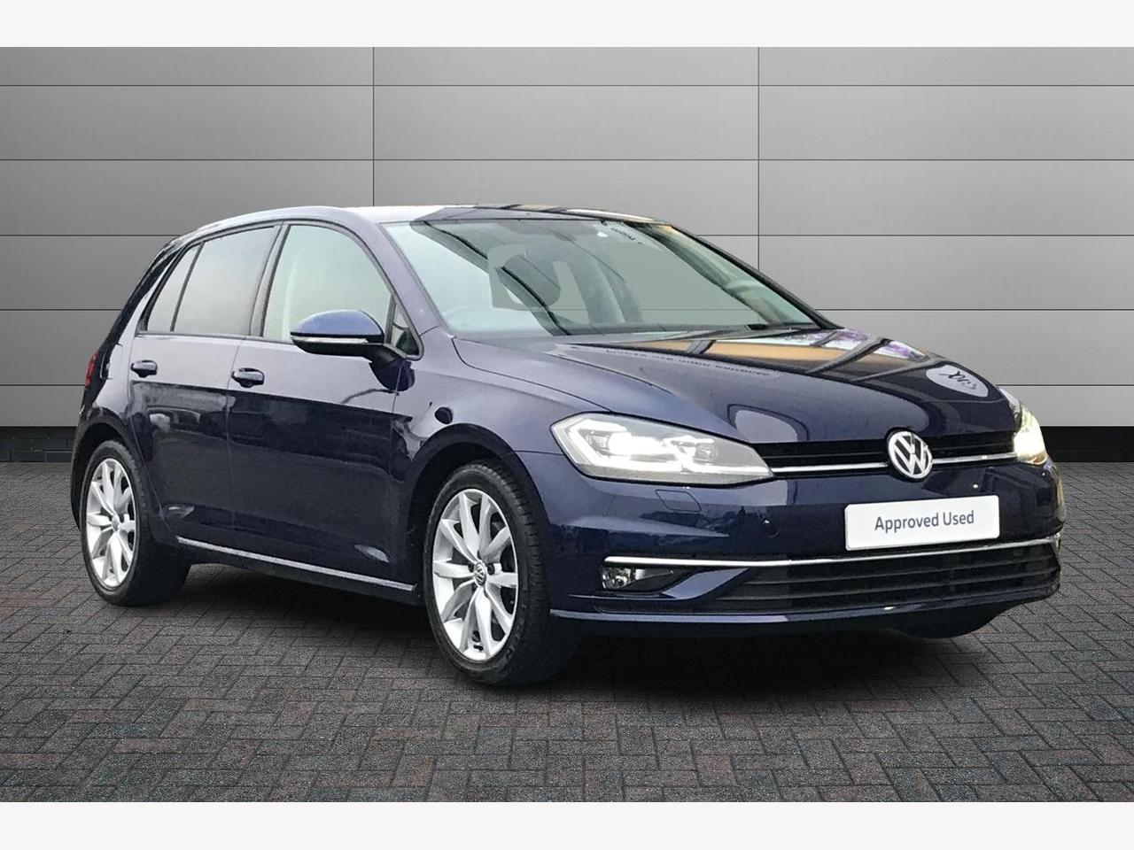 Main listing image - Volkswagen Golf