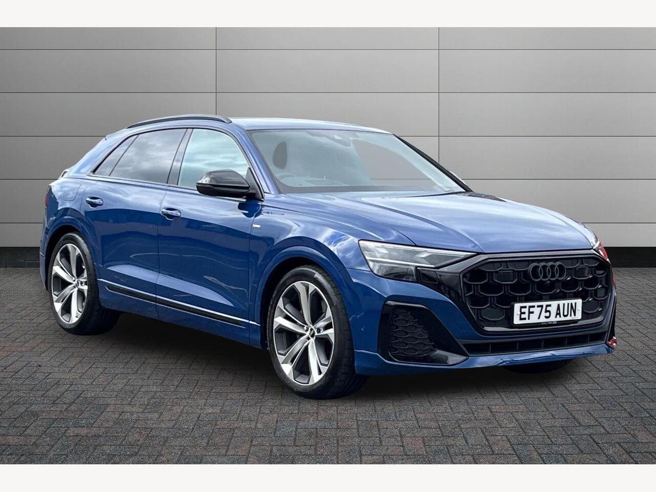 Main listing image - Audi Q8