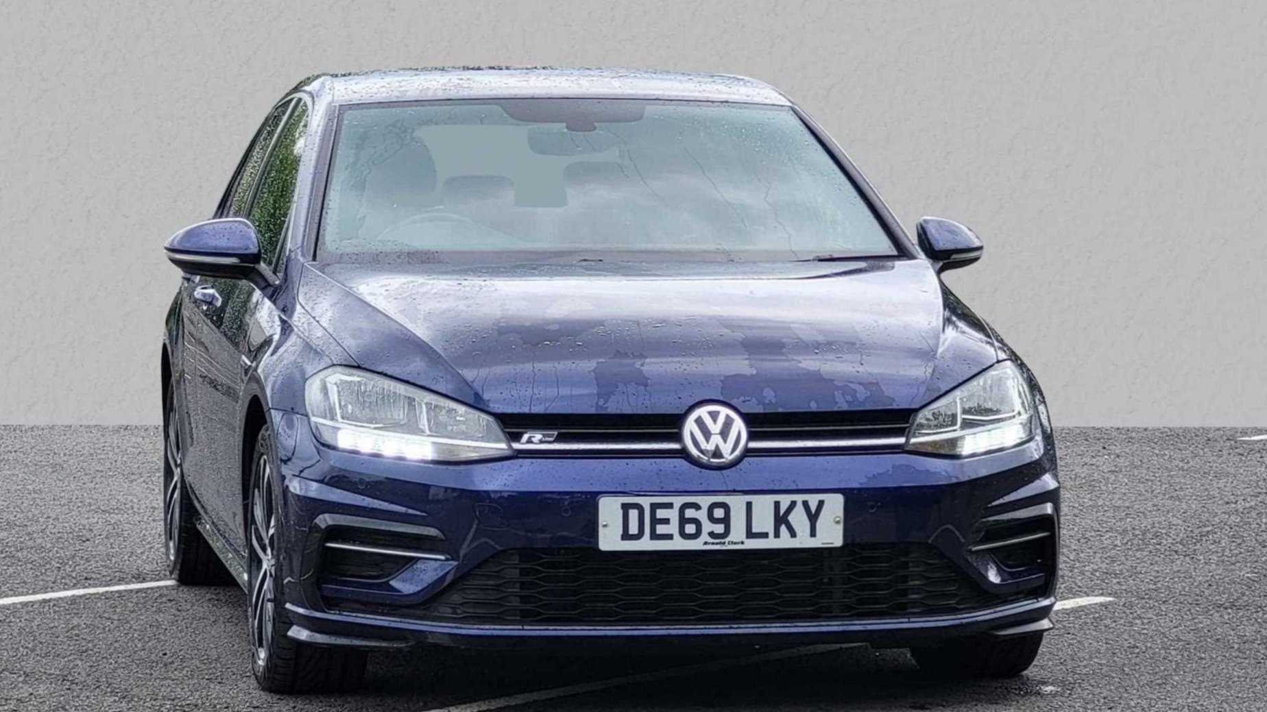 Main listing image - Volkswagen Golf