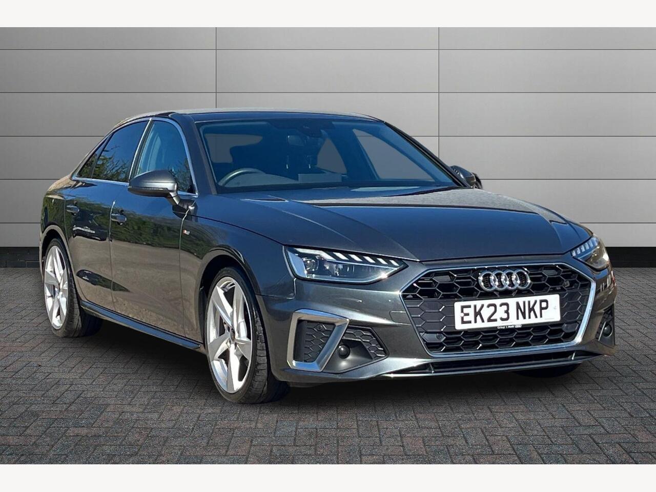 Main listing image - Audi A4