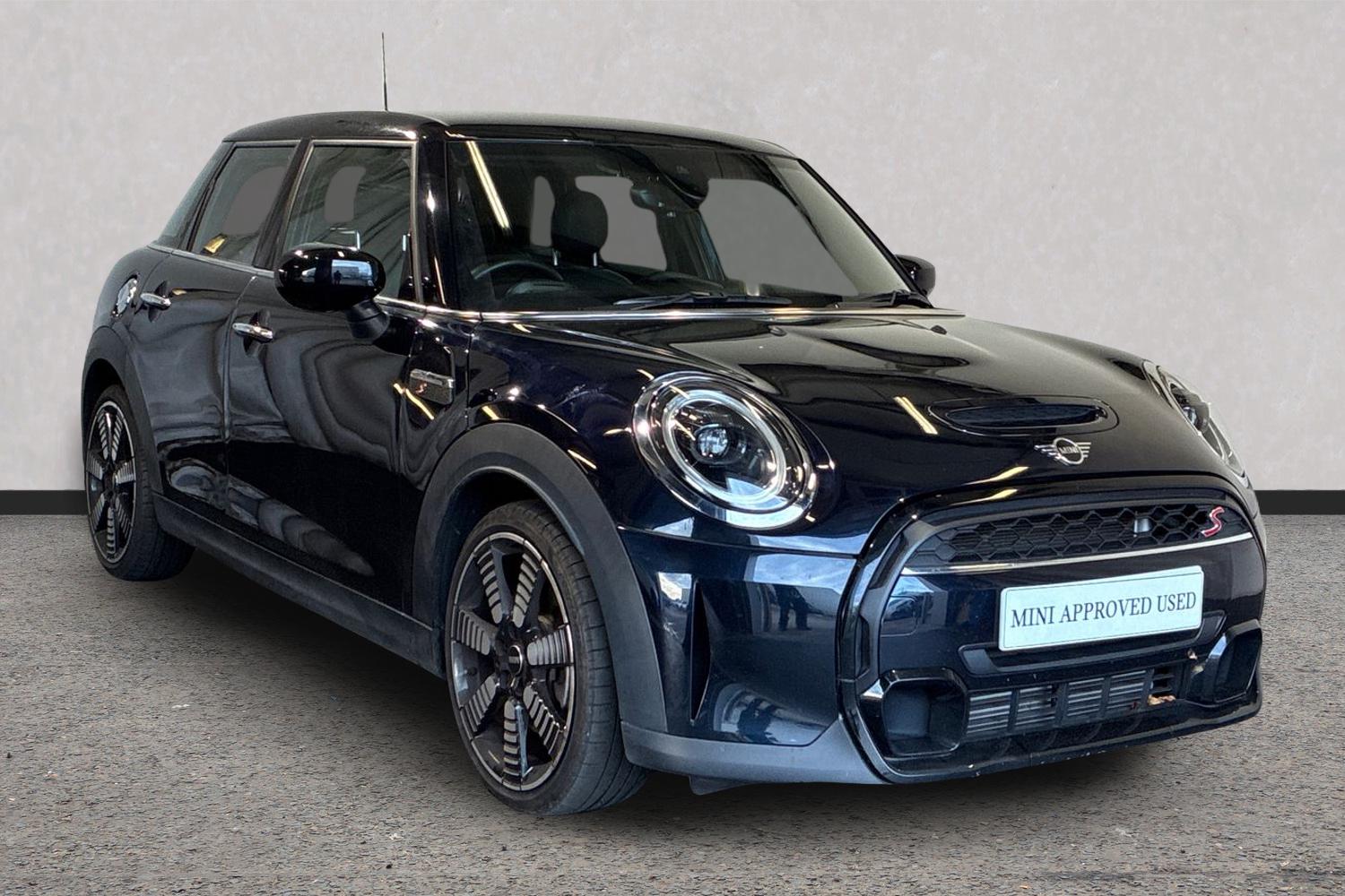 Main listing image - MINI Hatchback
