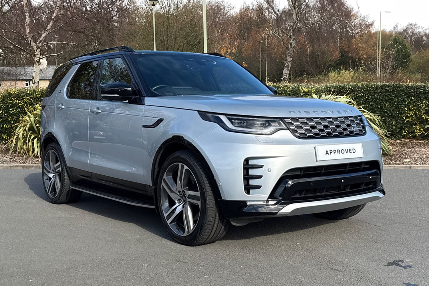 Main listing image - Land Rover Discovery