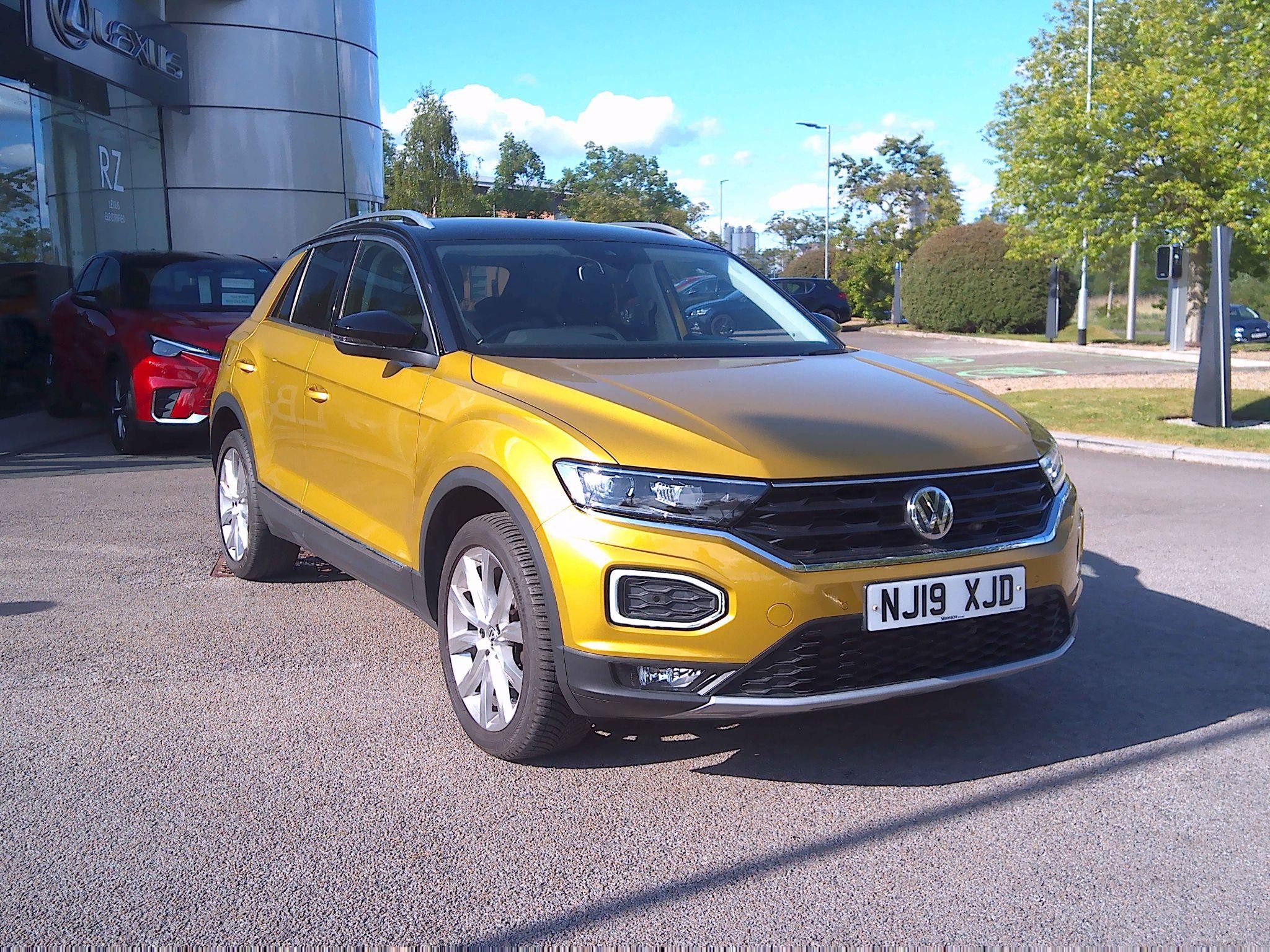 Main listing image - Volkswagen T-Roc