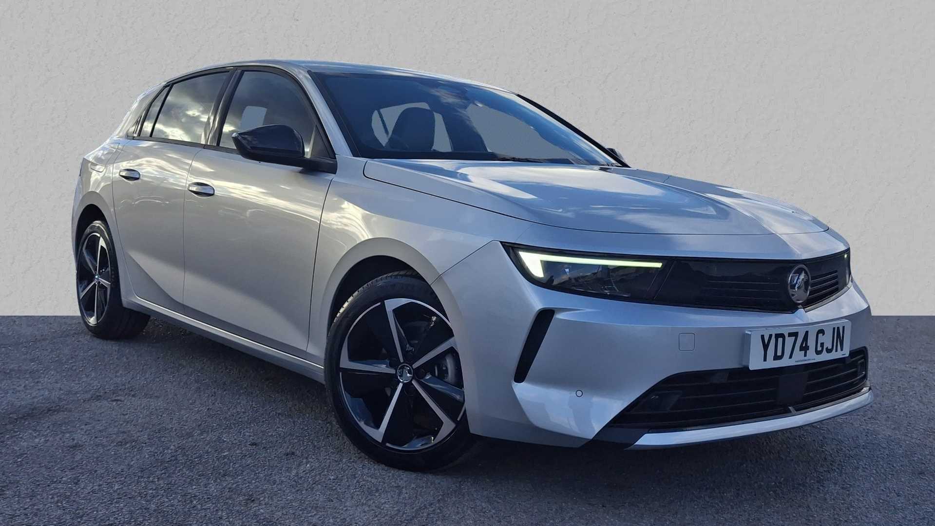Main listing image - Vauxhall Astra