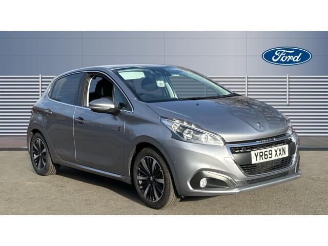 Main listing image - Peugeot 208