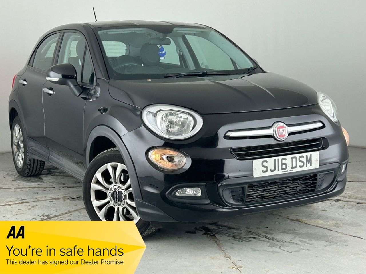 Main listing image - Fiat 500X