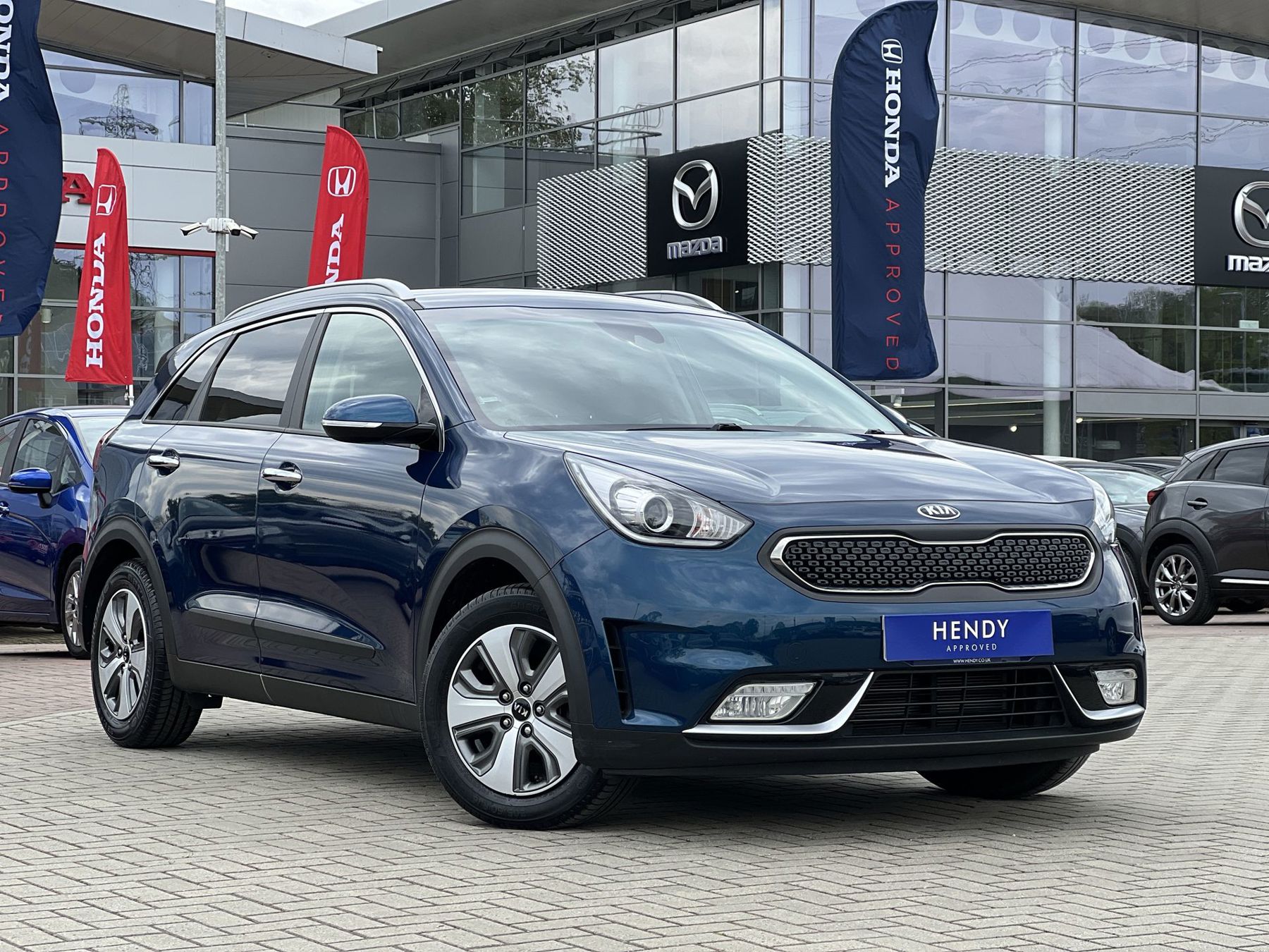 Main listing image - Kia Niro