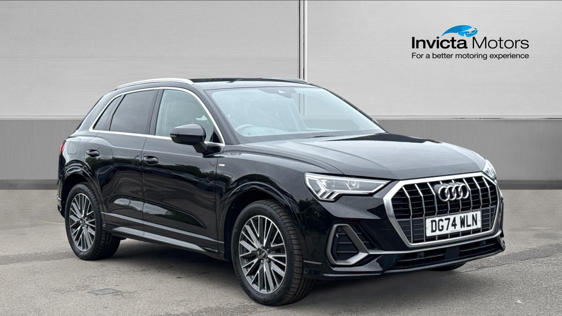 Main listing image - Audi Q3