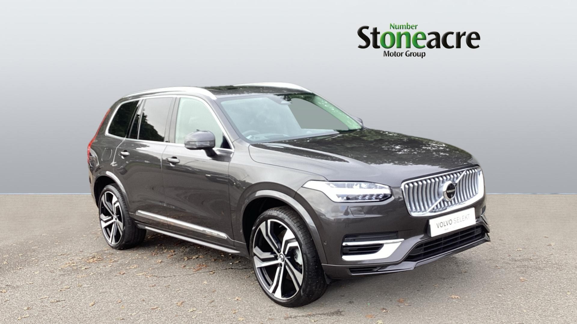 Main listing image - Volvo XC90