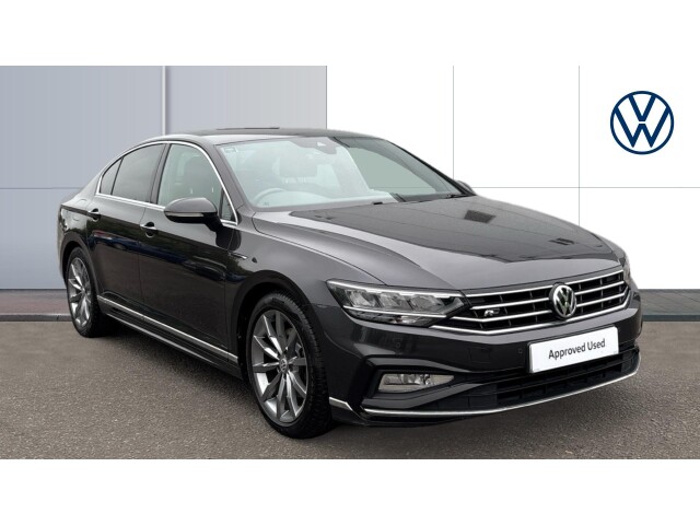 Main listing image - Volkswagen Passat