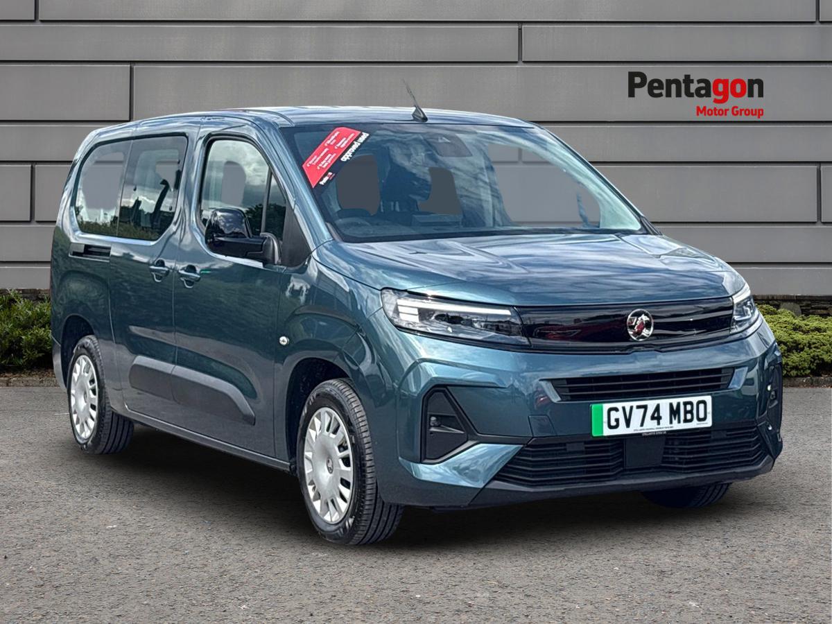 Main listing image - Vauxhall Combo Life-e