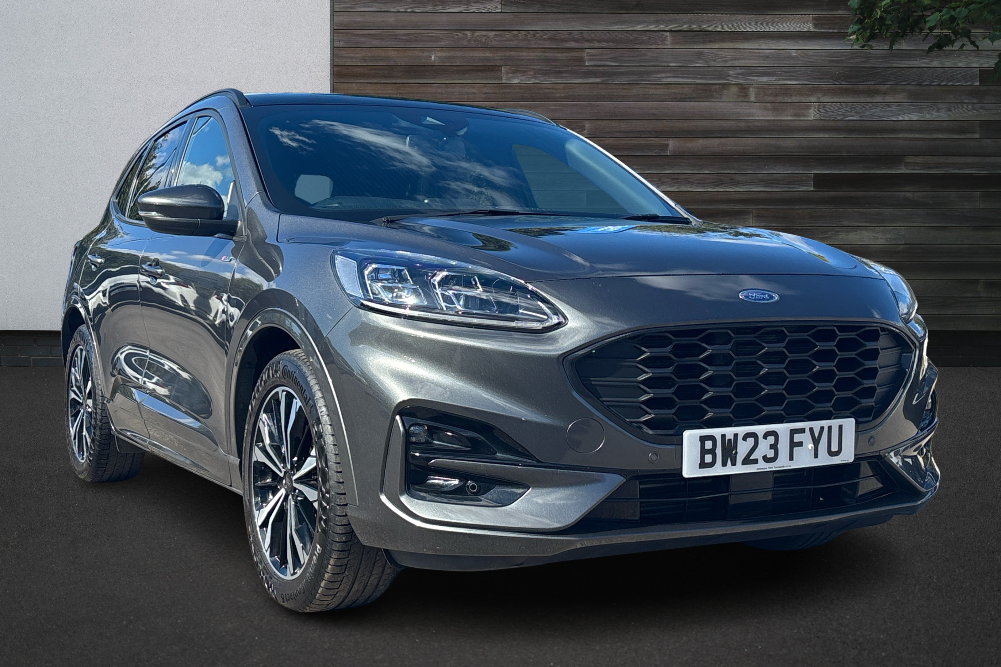Main listing image - Ford Kuga