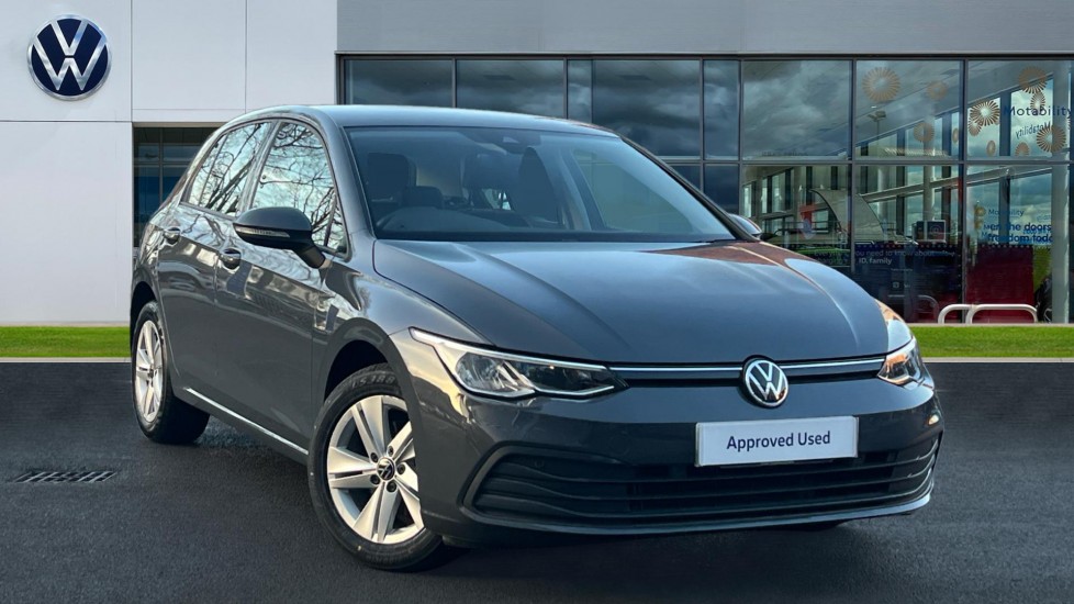 Main listing image - Volkswagen Golf