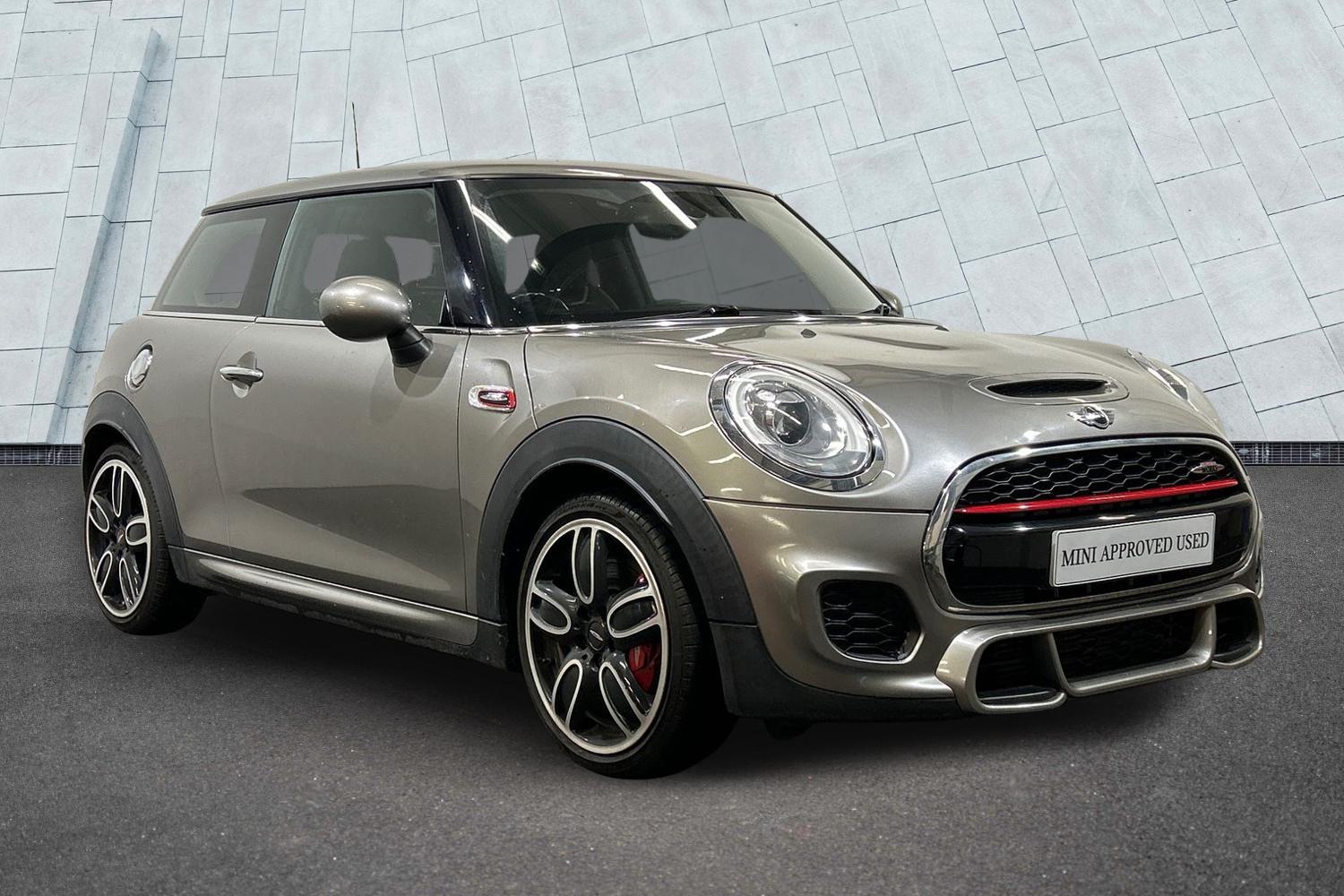 Main listing image - MINI Hatchback