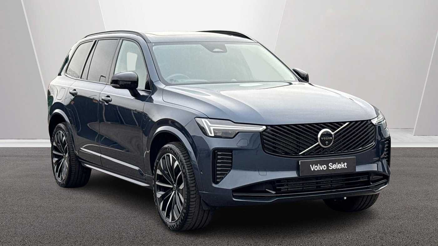 Main listing image - Volvo XC90