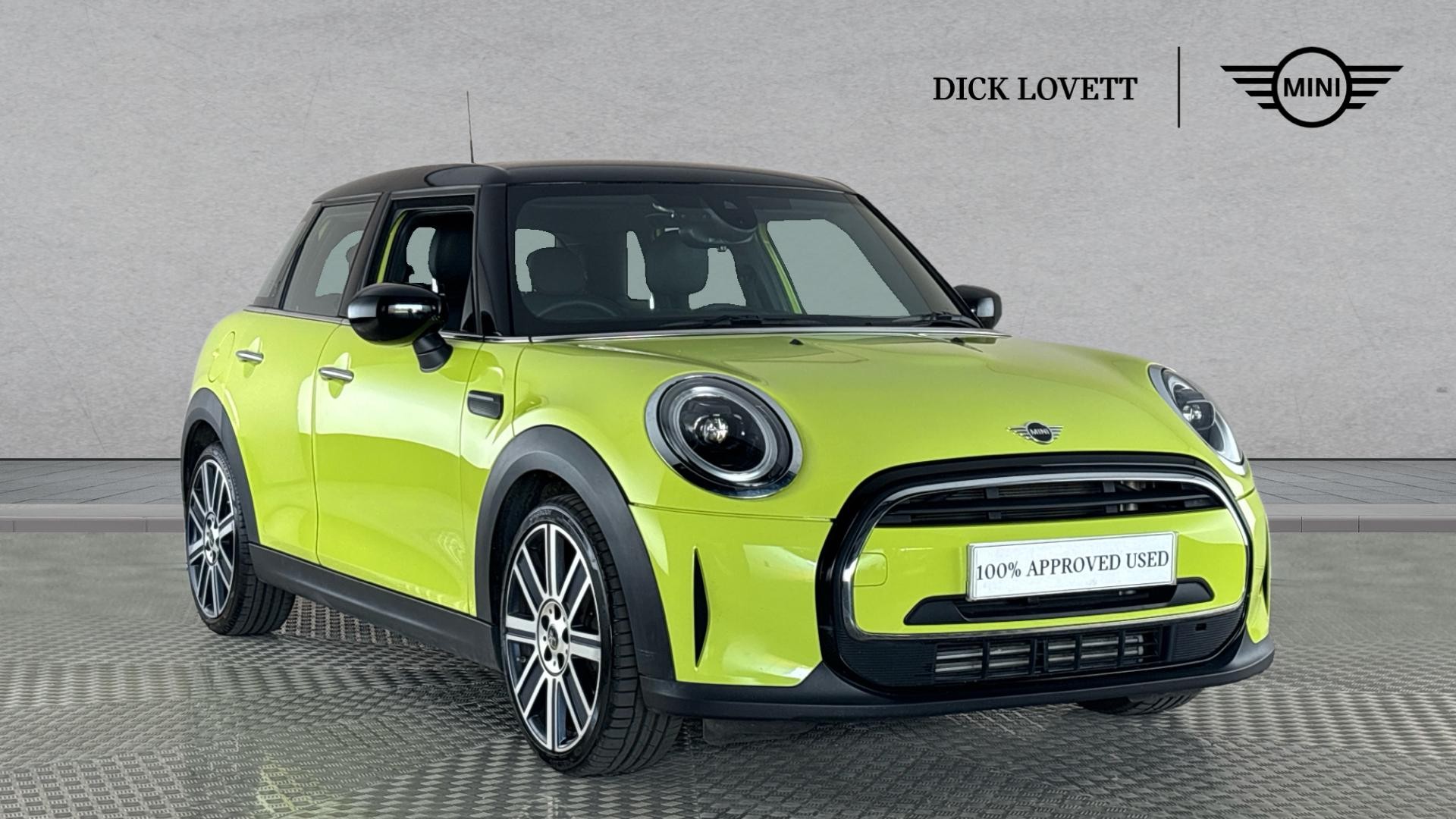Main listing image - MINI Hatchback 5dr