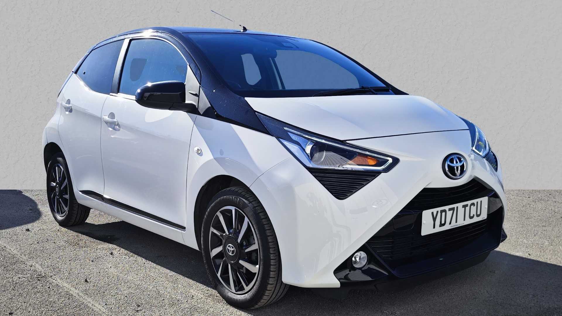 Main listing image - Toyota Aygo