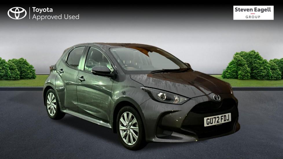 Main listing image - Toyota Yaris