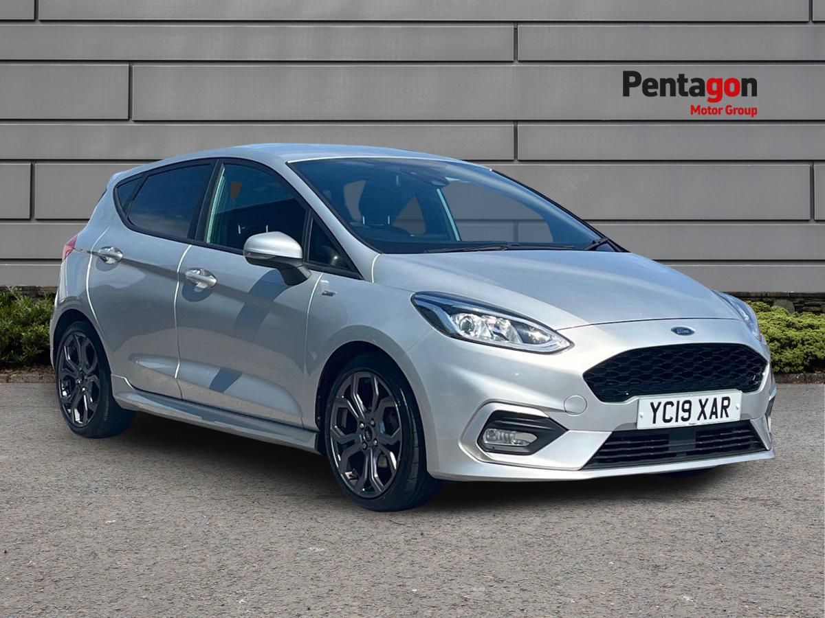 Main listing image - Ford Fiesta