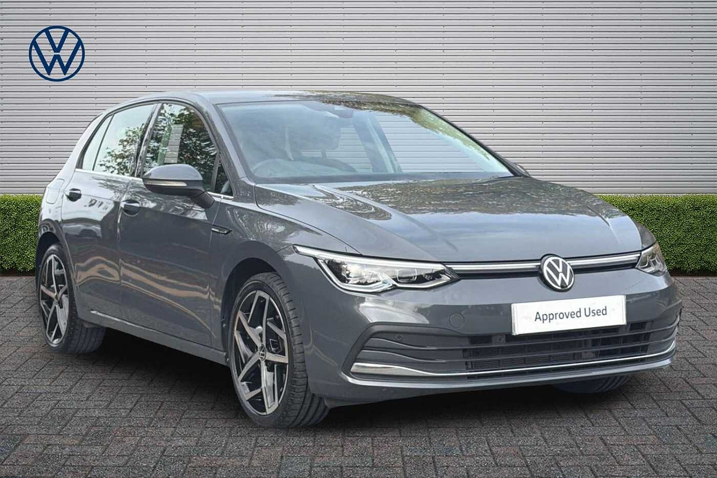 Main listing image - Volkswagen Golf