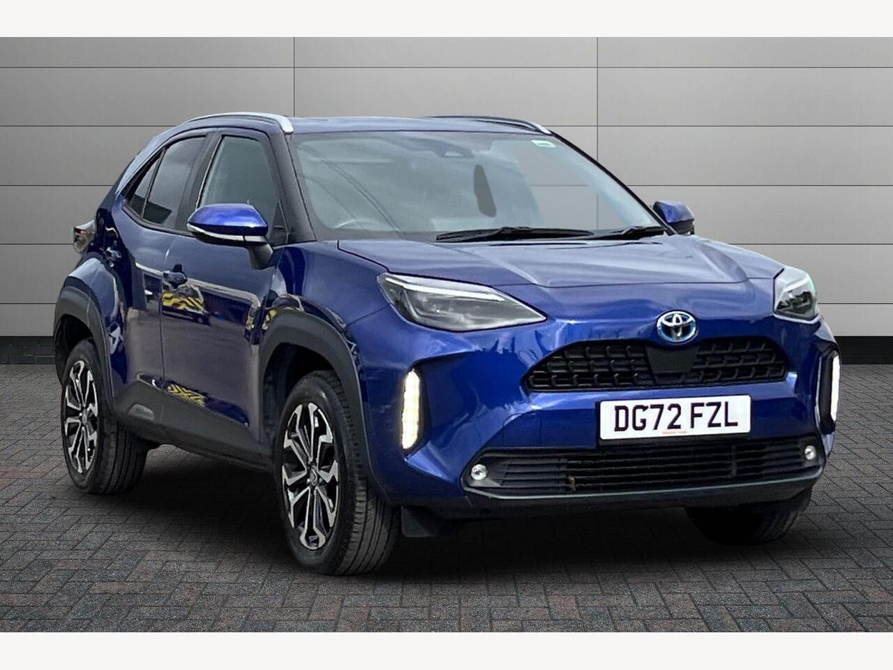 Main listing image - Toyota Yaris Cross