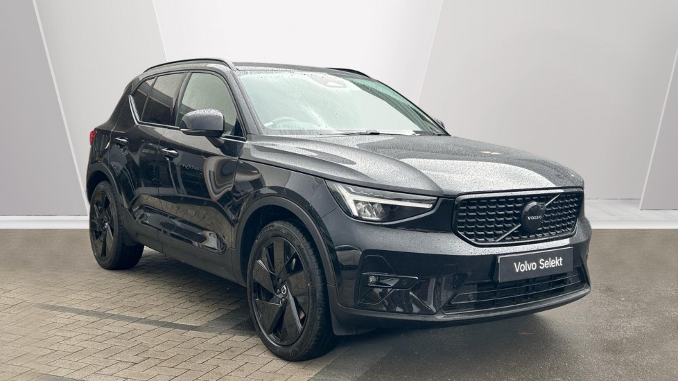 Main listing image - Volvo XC40