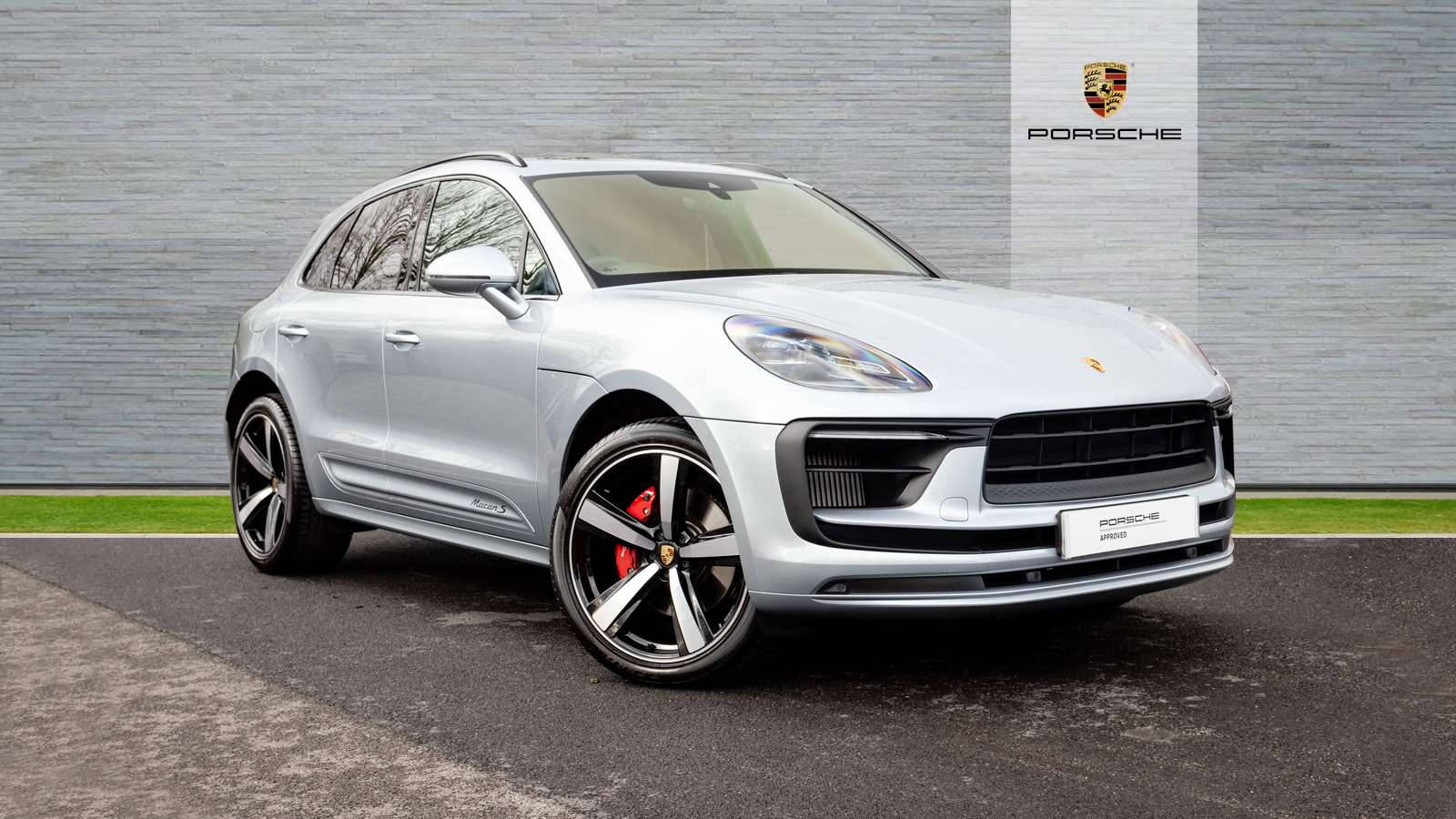 Main listing image - Porsche Macan